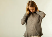 Gray long sleeves round neck shirt - Soy